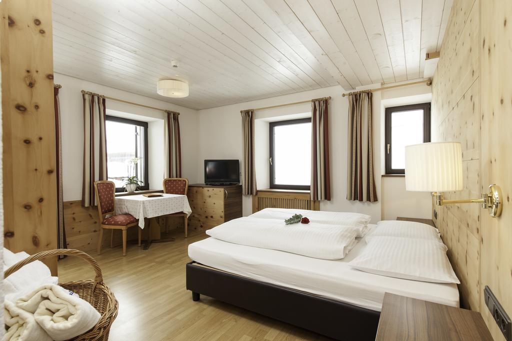 Hotel Gampen ซอลดา ภายนอก รูปภาพ